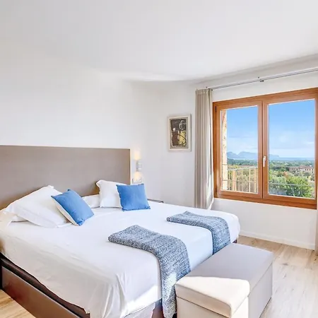 Ca'n Gatulux Villa *